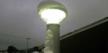 Solar-LED-Bollard-Snow